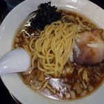 松玉堂 - 麺はコシがあるタイプ