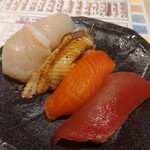 俺の魚を食ってみろ!!  - ホタテ　鰻　八海サーモン　本マグロ