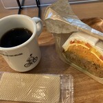 Cafe TRAINNO sandwich - 