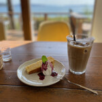 PARADISE CAFE NALU - 