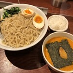 乃木坂ラーメン 東京食品 まる彦 - 