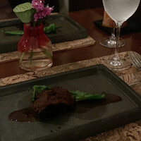ボッテゴン - 近江牛頰肉の赤ワイン煮込み