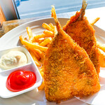 沼津フィッシュマーケットタップルーム - フィッシュ＆チップス 880円