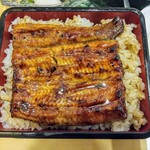 Unagi Fukumoto - 小箱うな重！焼きが香ばしく、ふわり蒸された鰻と、タレがしっかり染みたご飯！沢山食べたい！