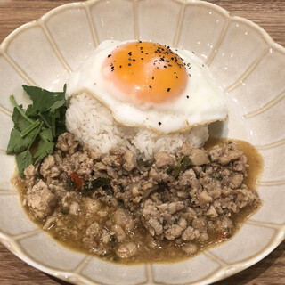 チョップスプーン ガパオキッチン_1