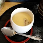 鮨処 ほたる - 茶碗蒸しのほかお吸い物とコーヒーが付きます