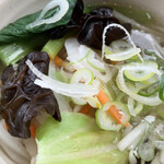 中華そば 幸楽苑 - 一度食べて、すっかりファンになった「野菜スープ」…