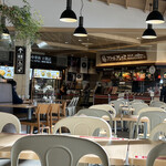 アトリエ - フードコート内