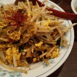 香来 - 香来飯。飯テロな味付け。ボリュームもあり。