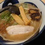 匠の豚骨ラーメン 偉大なる頑固者 - 