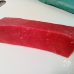 吉川水産 日本橋三越本店 - 福袋に入っていた鮪赤身のさく