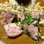 吉田カレー  - 角切りローストポーク