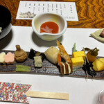 木屋旅館 - 干し柿とチーズを挟んだ物は日本酒に合いました。