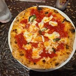 PIZZA ＆ Cheese RITORNO - マルゲリータ(1408円の半額)です。
