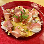 Miele - 夏の終わりのハザマいちじくのカプレーゼです！