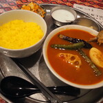 スーリア - チキンスープカレー