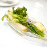 煉瓦亭 - アスパラサラダ1100円