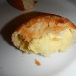 パリのパン屋さん ボンジュール - クリームパン　断面