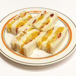 はまの屋パーラー - フルーツ・サンドゥイッチ