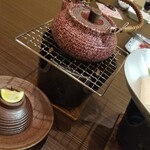 萬国屋 - ◆「吸い物」 　◇松茸の土瓶蒸し(酢橘)