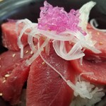 みなと市場 小松鮪専門店 - ◇三種赤身丼