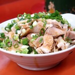 中華居酒屋 上海ママ料理 - 蒸し鶏