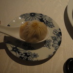 海上明月 - 上海蟹蟹味噌入り小籠包