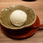 Miyamakafe - 牛乳アイス。美味・・・