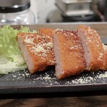 トリワイン ＰＩＫＯＳＨＨＨＵ - スパムカツ