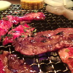 グルメリア六甲 - ランチのお肉です。
