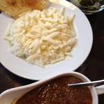 ヒナタ屋 - チキンカレー チーズかけゴハン