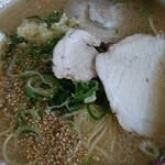 江ちゃんラーメン - ごま♪＆にんにく♪