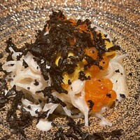 鮨まつもと - 白子ソースの温ビーフンと塩水雲丹にイクラ、トリュフ