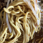 上州濃厚中華蕎麦 はたお商店 - 硬めの麺で歯応え充分！