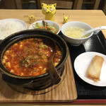 四川料理 鴻成 - 土鍋の麻婆豆腐ランチ　780円(税込)