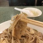 百番 - 五目香港焼きそば８２０円。焼いた麺が香ばしく、硬さ、長さも好みにピッタリで、とても美味しくいただきました（╹◡╹）