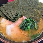 家系ラーメン たつ家 - 12/4　らーめん（中盛）チャーシュー、のり増し