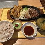 Yayoi Ken - 牛ステーキと豚バラ焼定食大盛り