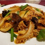 中國家常菜 臨蘭 麻辣火鍋館 - 麻辣牛肚。