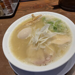 RAMEN 風見鶏 本店 - 鶏白湯塩　¥750 +味玉(無料クーポン)