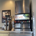 El Pollo Loco - 飲み放題のドリンクサーバー♪