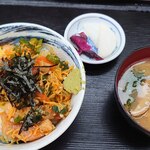 Oshokujidokoro Moegi - 祭り丼