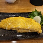 ダイニング WAZN - 出汁巻き風のオムレツは懐かしさも感じる味です。