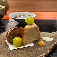 草庵 鍋島 - 海老芋　栗渋皮煮　銀杏