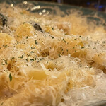 ナナイロパスタ - 【参考】前回限定「3種のチーズクリームパスタ 1,280円＋大盛り 250円」。