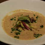 カントニーズ 燕 - 豆乳と中国紅麹味噌入り　坦々春雨ヌードル