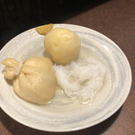 おかめ - 餅巾着、じゃがいも、糸こんにゃく