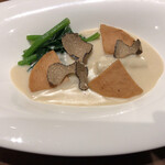 カントニーズ 燕 - 松露豆漿杏仁奶扒素腿白菜