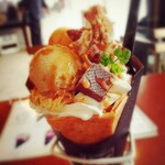 クレープアンドカフェ ヴァーチュ - 2022.1 クランキーキャラメル(￥620)。アーモンドやプリンがたくさん！