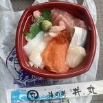 海鮮丼専門店 丼丸 - 海鮮丼